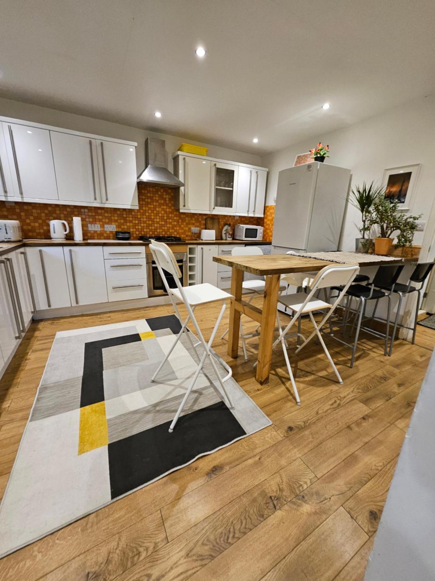 Appartamento Beautiful House In The Heart Of A Golf Course. Manchester Esterno foto