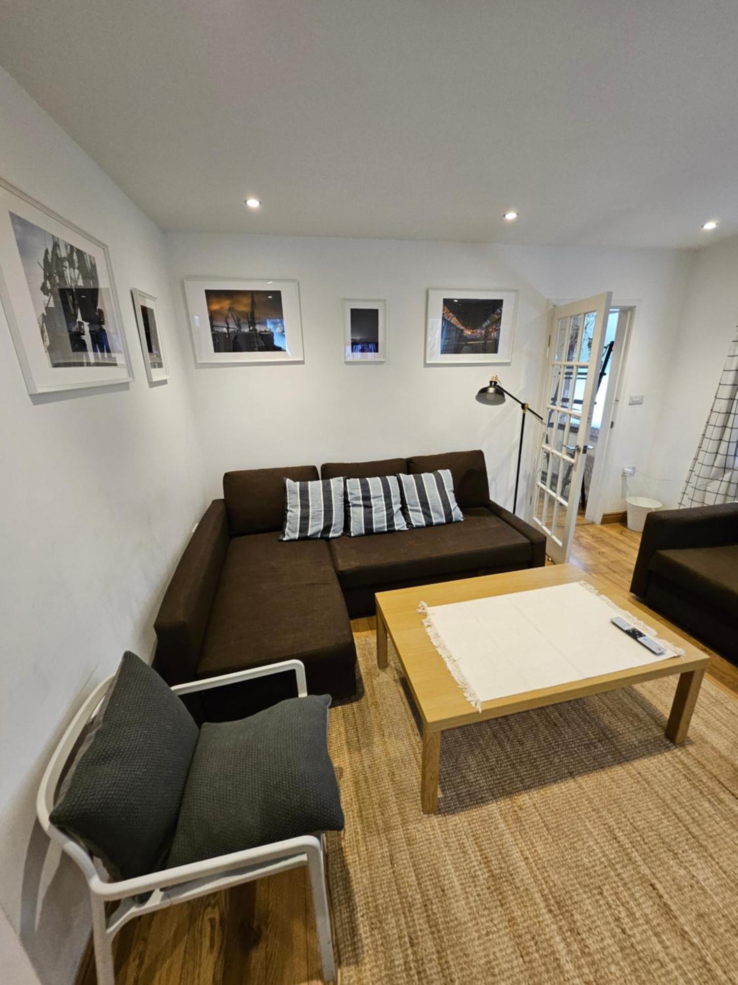 Appartamento Beautiful House In The Heart Of A Golf Course. Manchester Esterno foto
